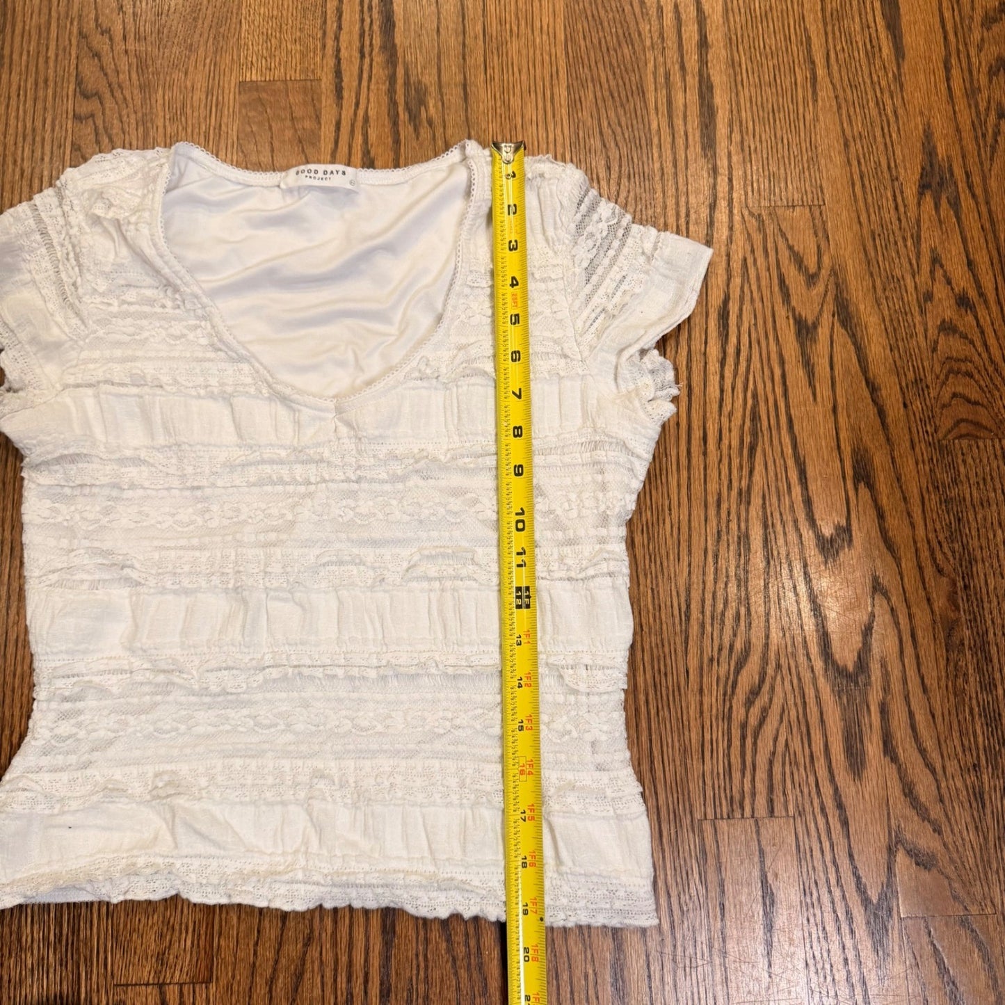 Good Days Project White Lace Tiered V-Neck Cap Sleeve Top Size XL