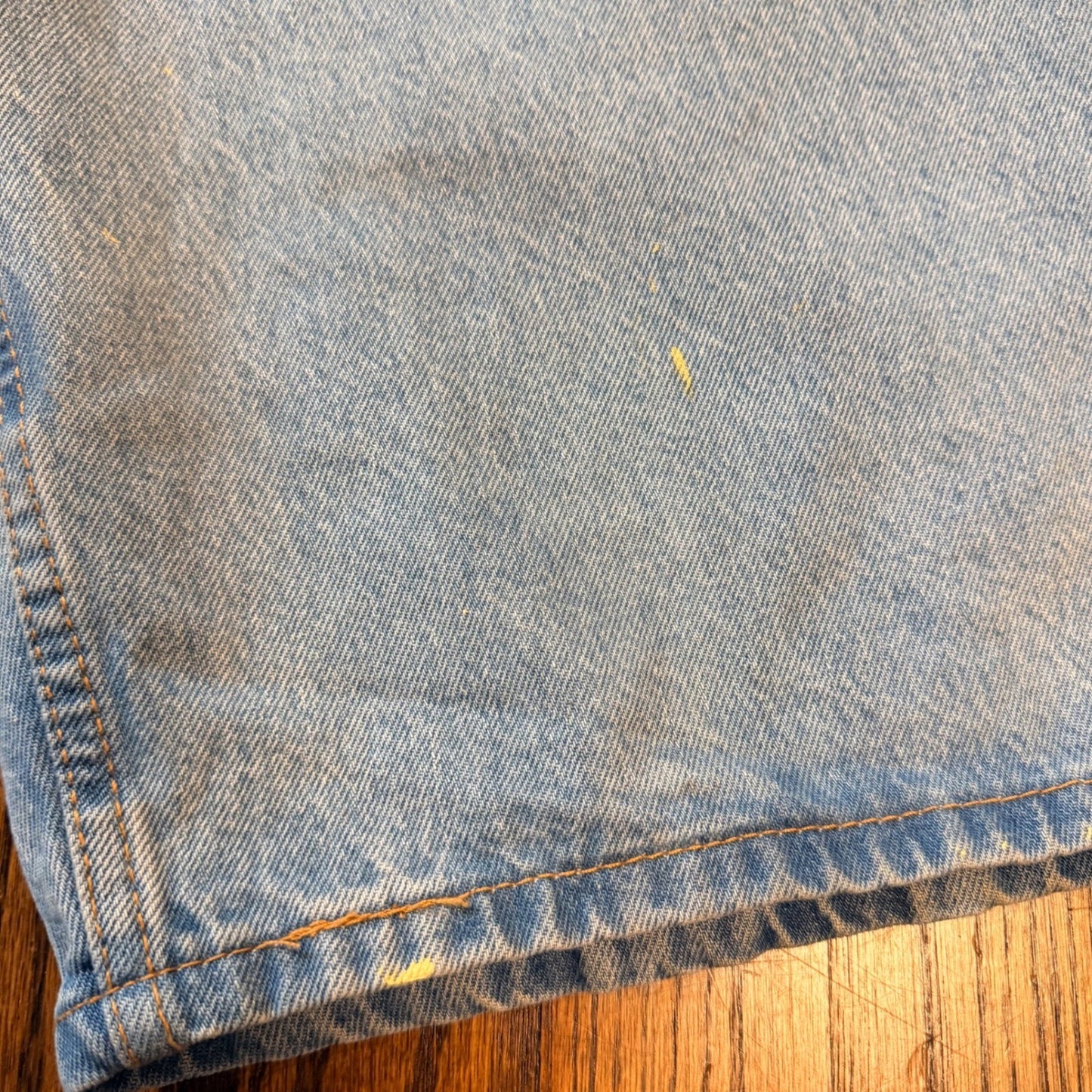 Levi's 469 Loose Fit Denim Shorts Paint Splatter Light Wash 32 Blue Jorts Y2K