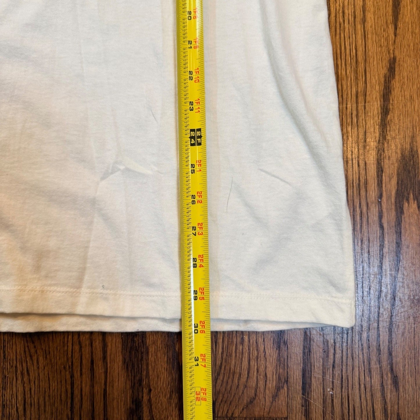 RSQ National Park Foundation Yellowstone Wyoming Graphic Tee Size M Cream