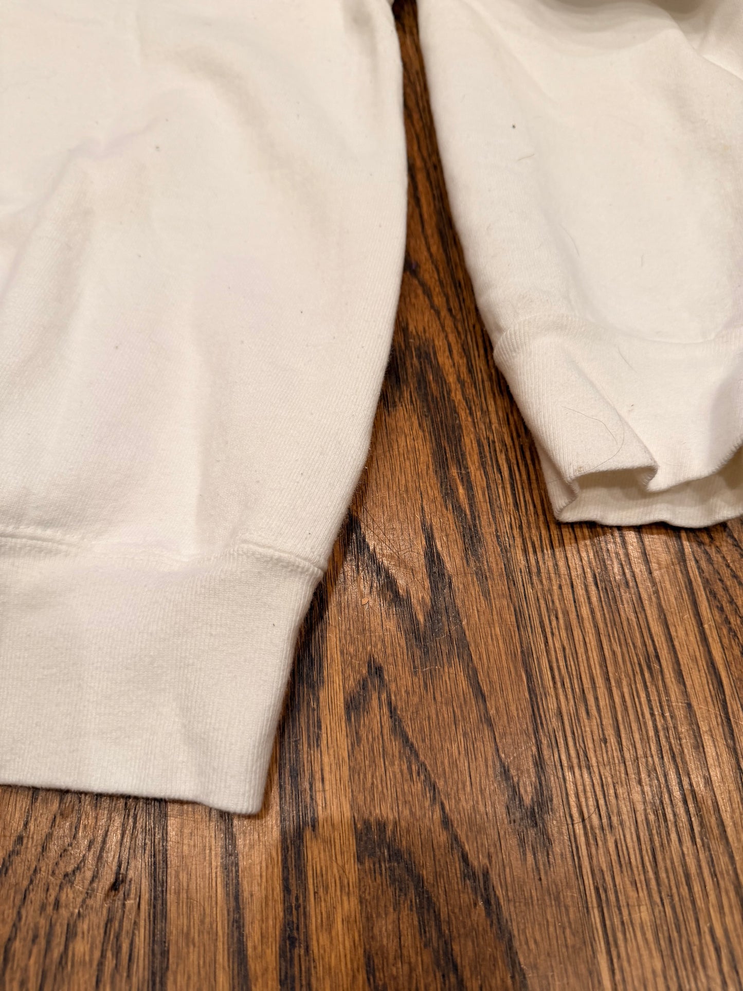 Vintage 80s Santa Scene Sweatshirt Fruit of the Loom XL Made in USA ETD Edith Co