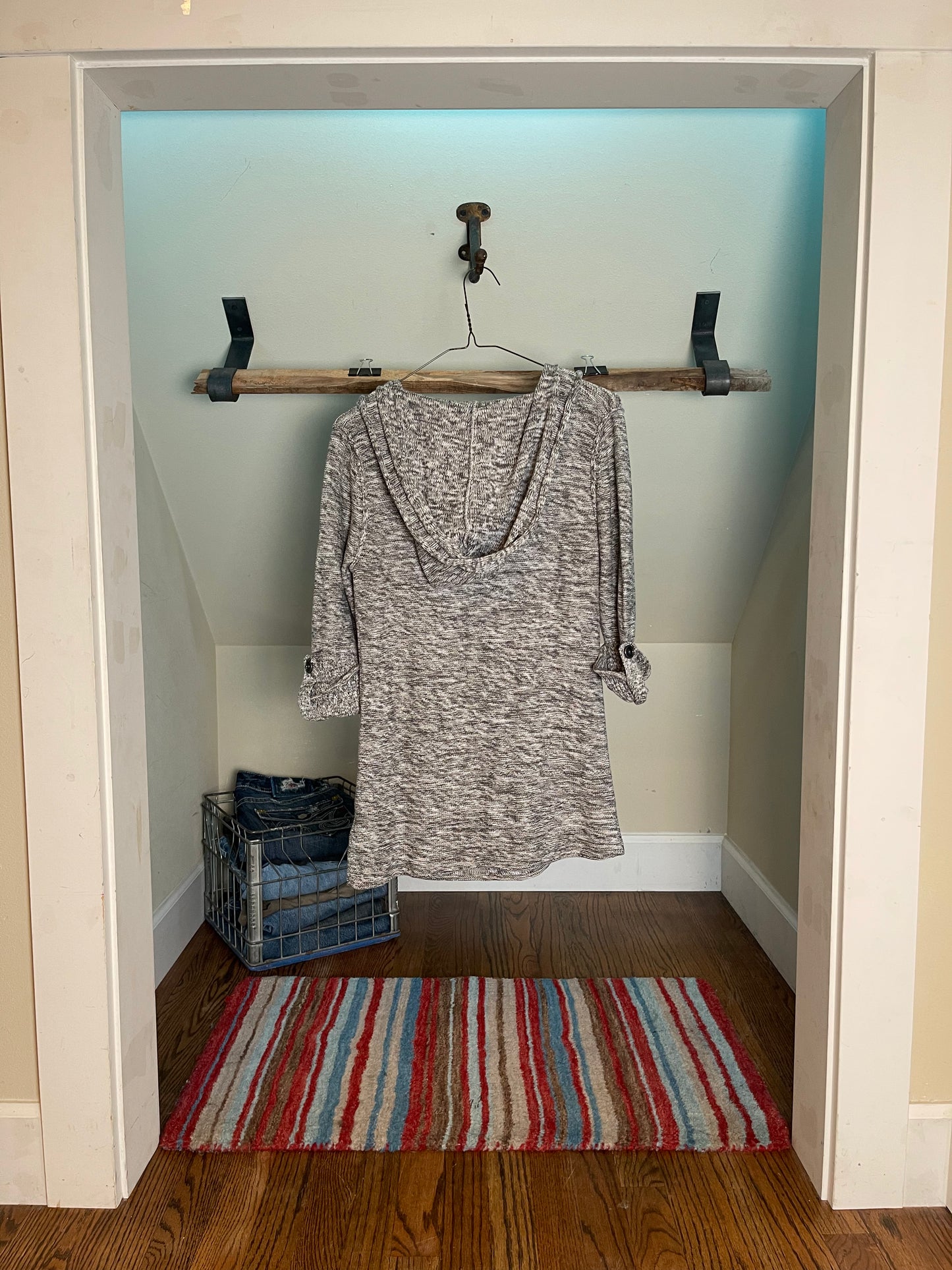 Roxy Heathered Knit Hoodie Tunic – Grey Long Sleeve Pullover | The Attic Clothing