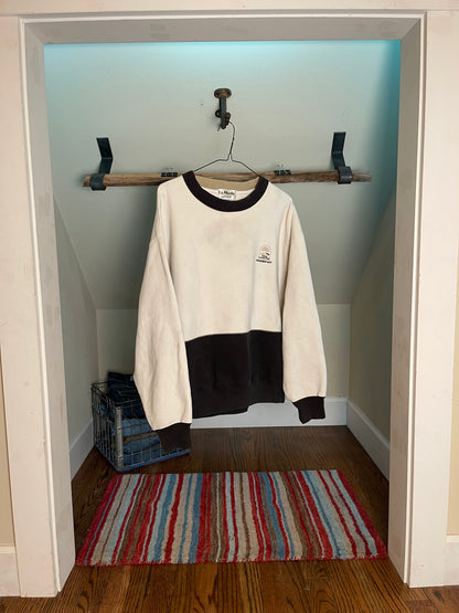 Vintage La Mode Two-Tone Crewneck Sweatshirt – Black & Cream Pullover | The Attic Clothing