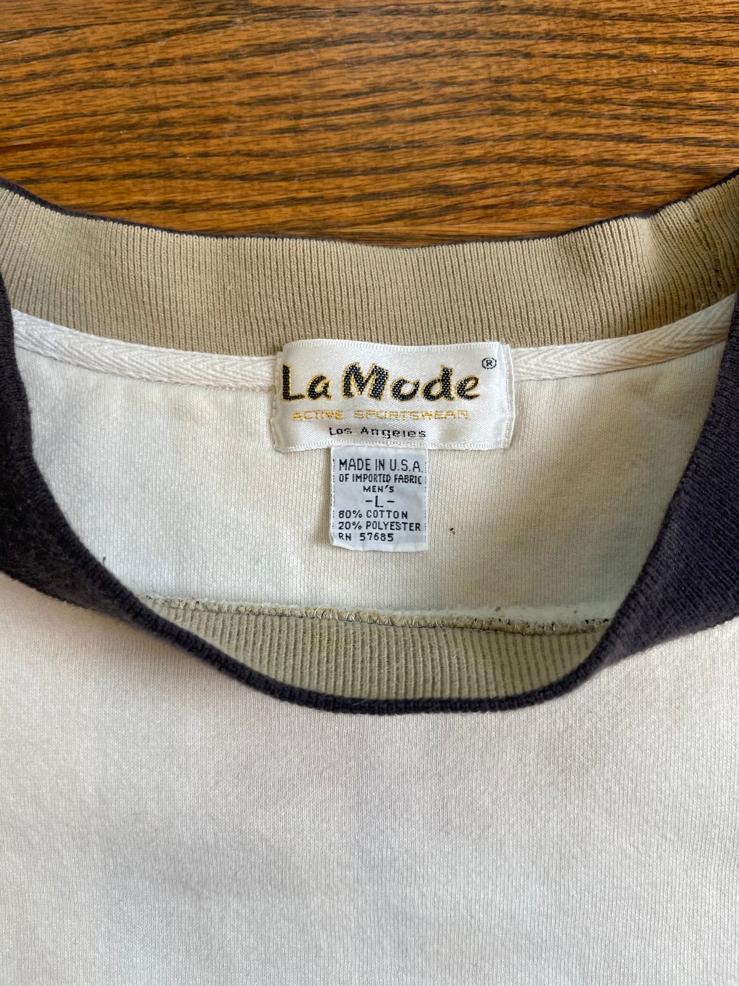 Vintage La Mode Two-Tone Crewneck Sweatshirt – Black & Cream Pullover | The Attic Clothing