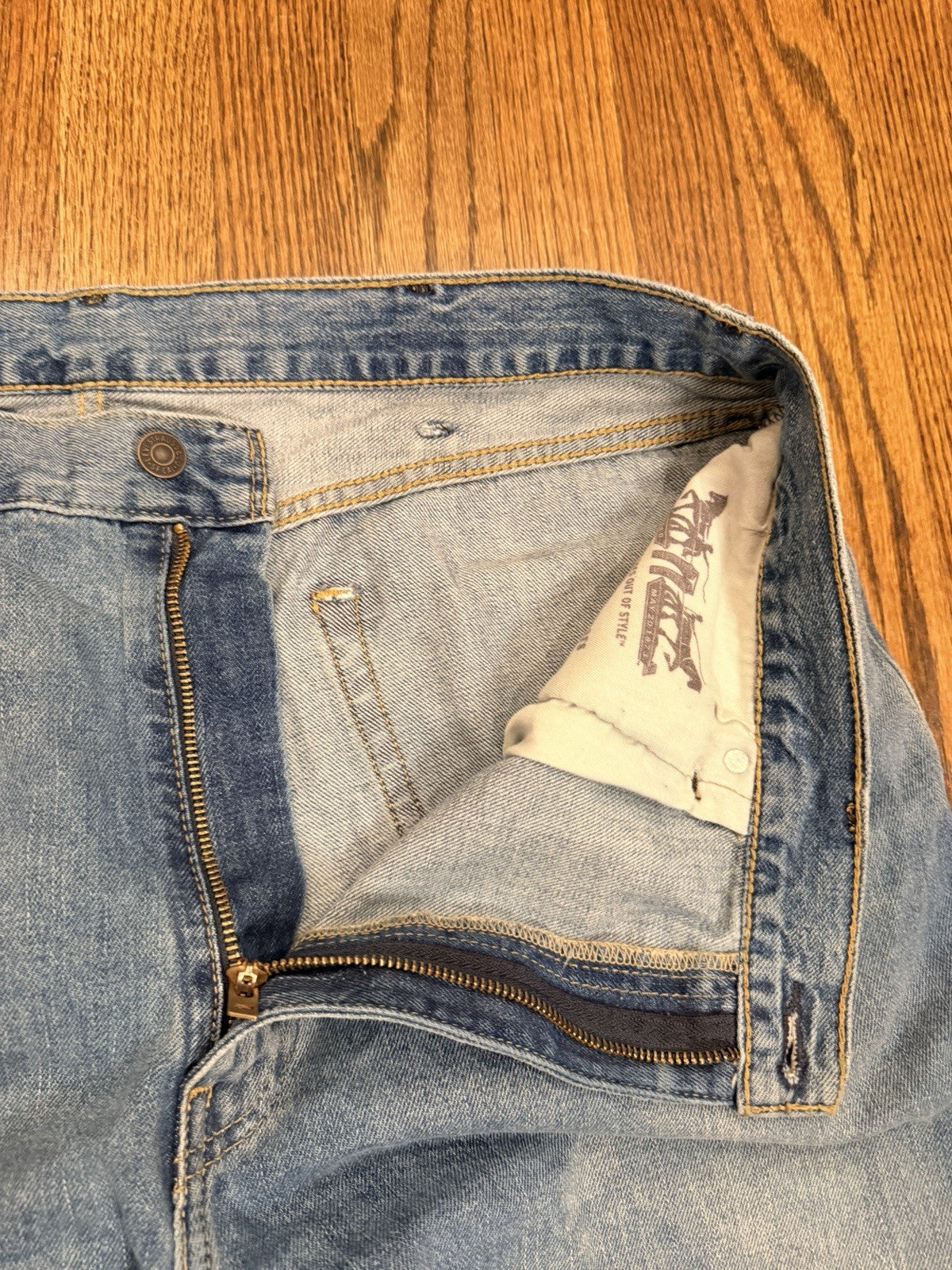 Levis 505 Jeans Mens 40x30 Whiskered Denim Y2K