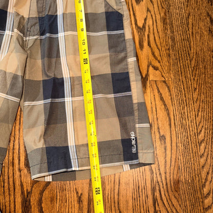 Billabong Built to Thrash Plaid Walk Shorts Size 30 Brown Navy Blue