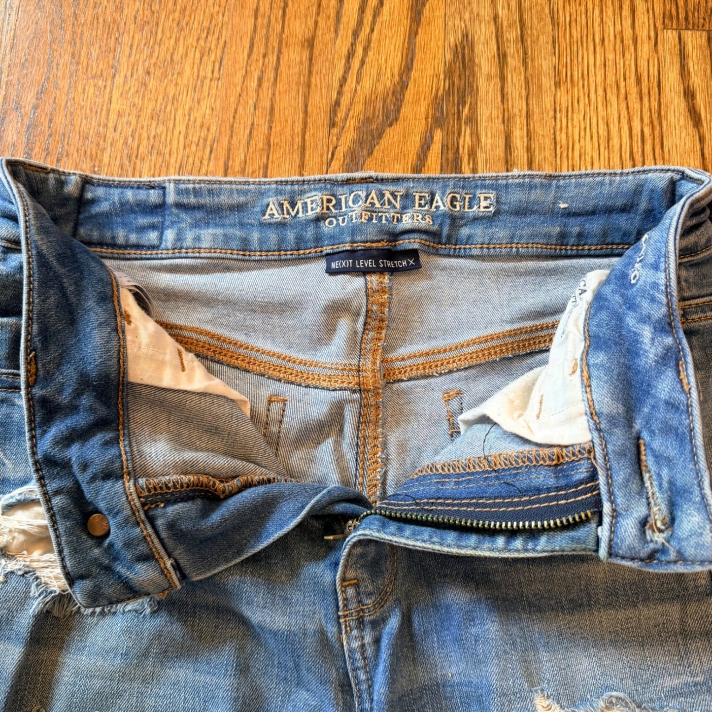 American Eagle Hi-Rise Jegging Distressed Skinny Jeans 4 Medium Wash Blue