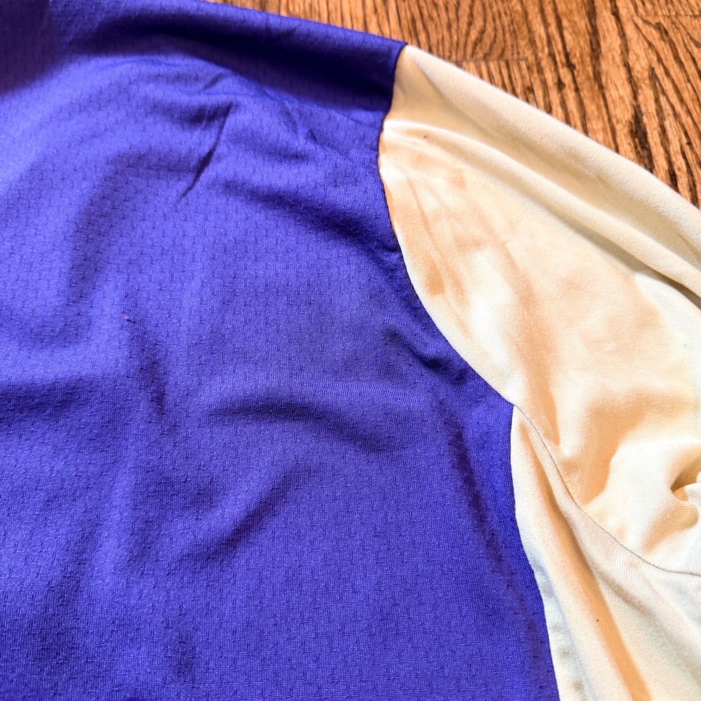 Nike Washington Huskies Dri-FIT Long Sleeve Training Shirt XL Gold Purple