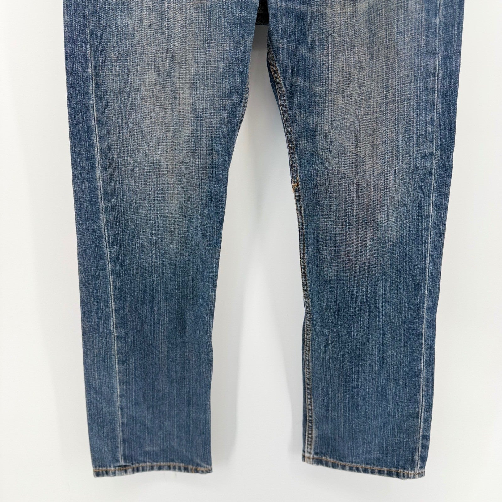Levi's 505 Regular Fit Straight Leg Jeans Medium Wash Denim 32x30 Blue Mens