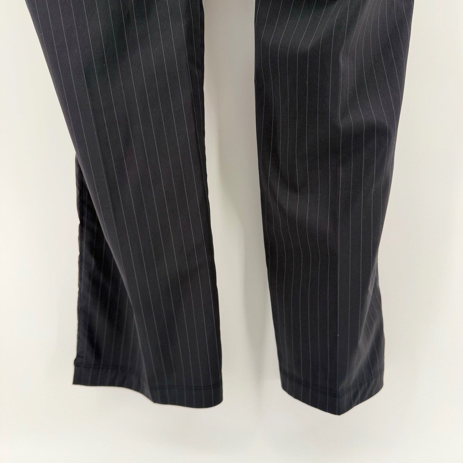 Nike Golf Tour Performance Dri-FIT Pinstripe Pants 34x32 Black Mens