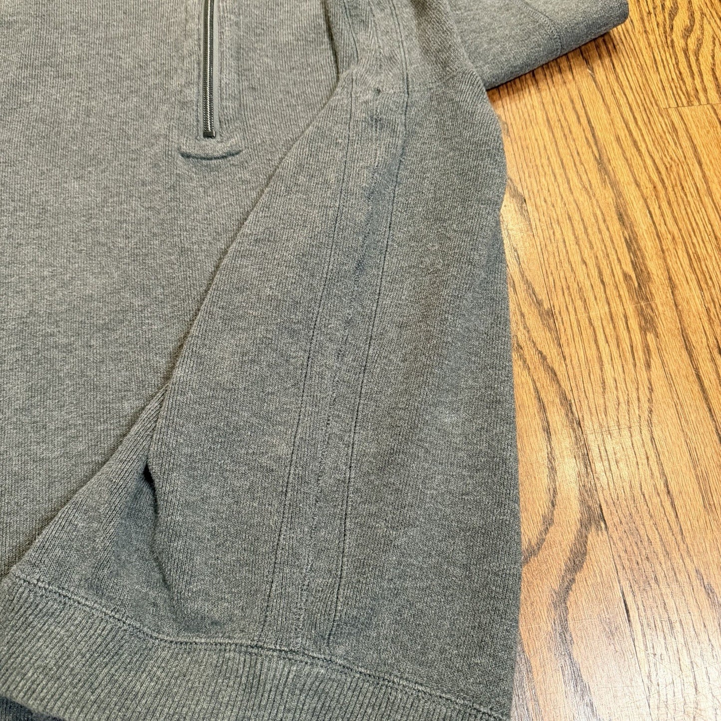 Tommy Bahama Men’s Reversible 1/4 Zip Pullover Sweater Grey/Purple Cotton L