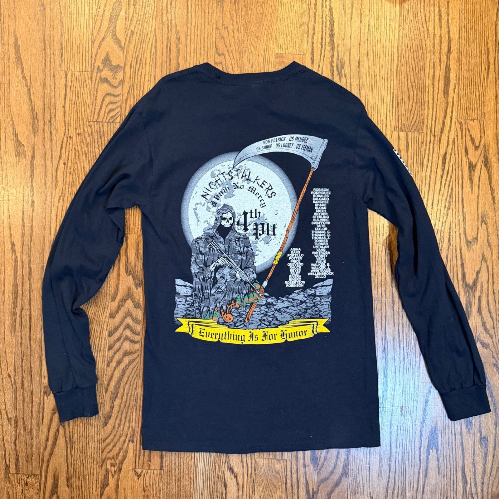 Gildan Alpha Battery Night Stalkers Military Long Sleeve T-Shirt Small Black