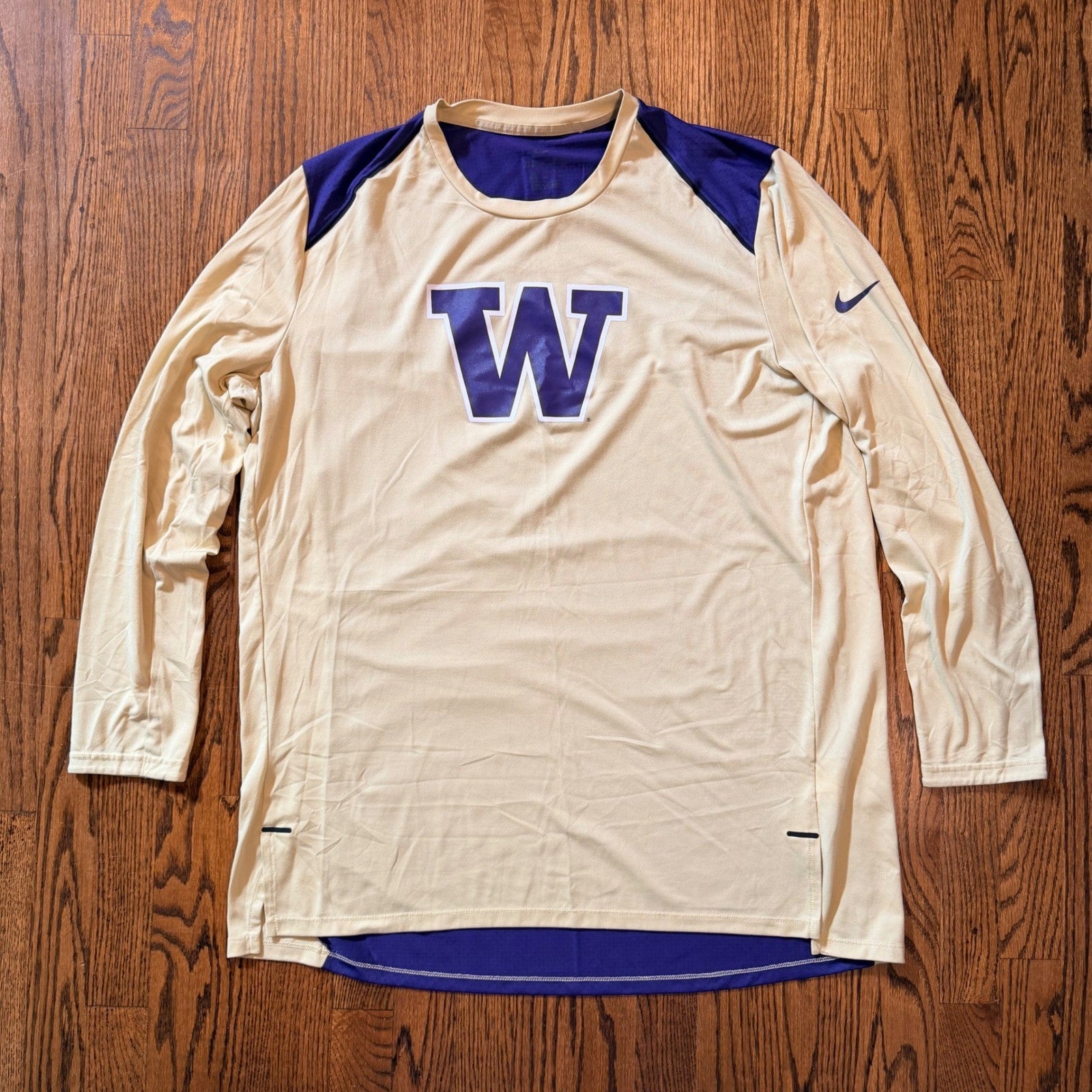 Nike Washington Huskies Dri-FIT Long Sleeve Training Shirt XL Gold Purple