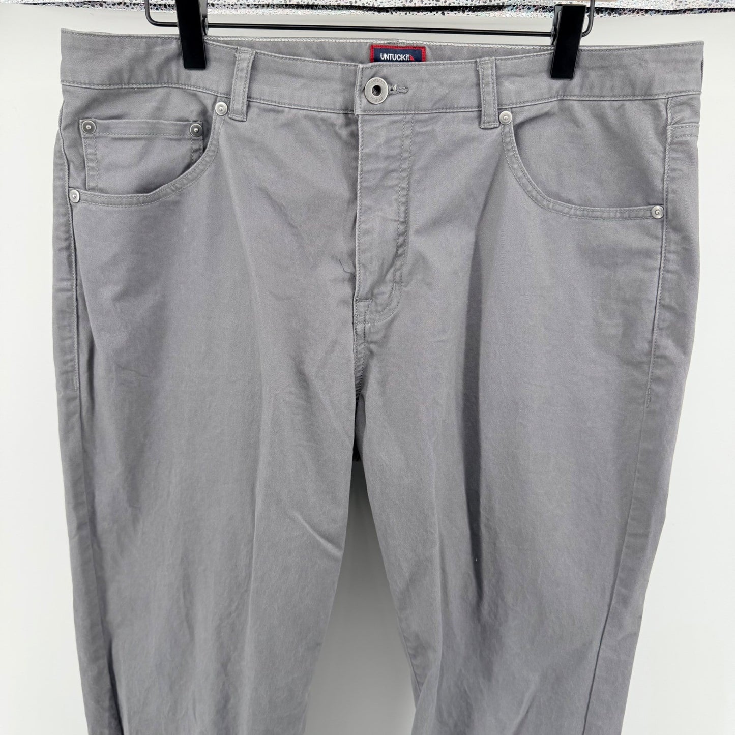 UNTUCKit Straight Fit 5-Pocket Pants Gray Stretch Cotton Chinos 35x32 Mens