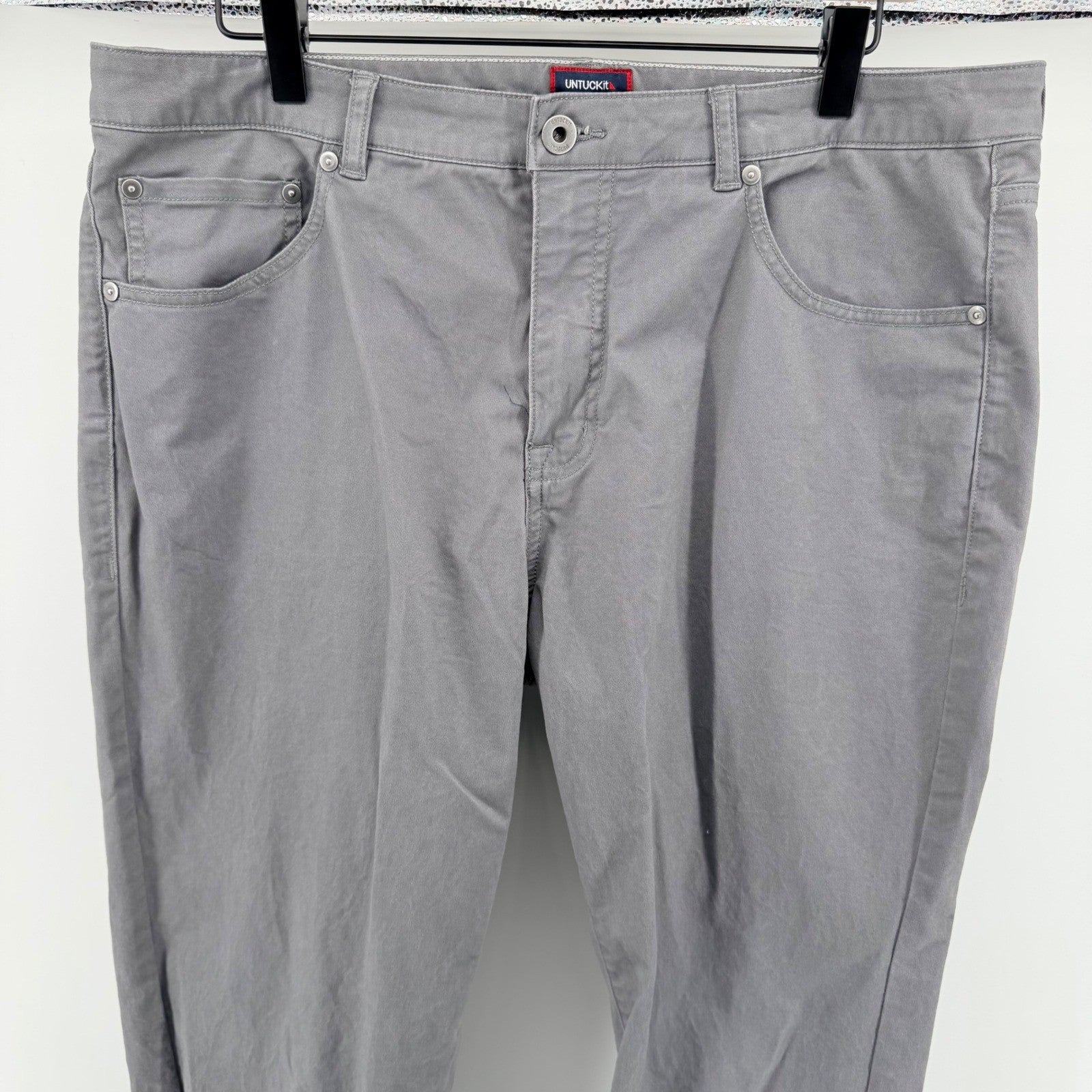UNTUCKit Straight Fit 5-Pocket Pants Gray Stretch Cotton Chinos 35x32 Mens