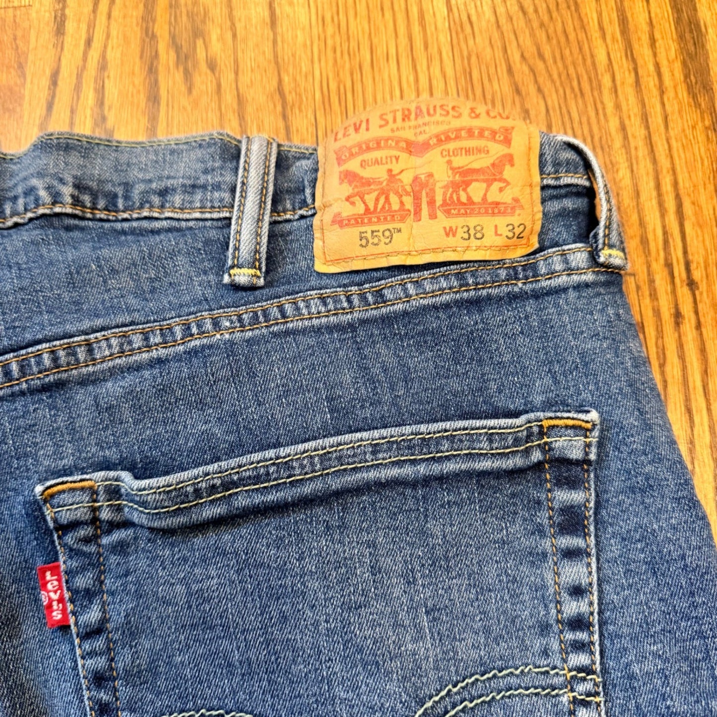Levi's 559 Relaxed Straight Jeans Medium Wash Blue 38x32 Mens Denim Loose Baggy
