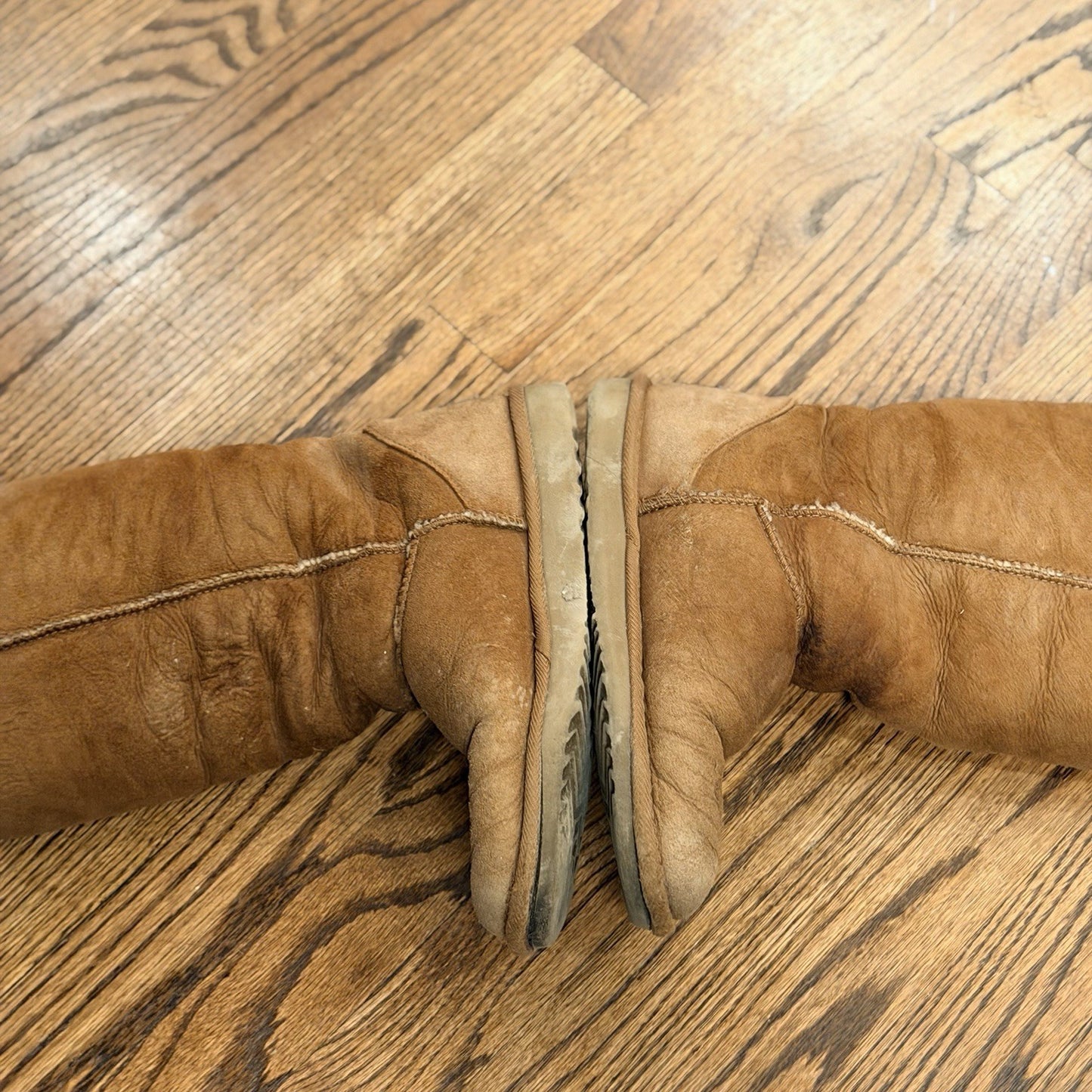 Ugg Australia Classic II Tall Boots Chestnut Sheepskin Women's size 7 S/N 5815