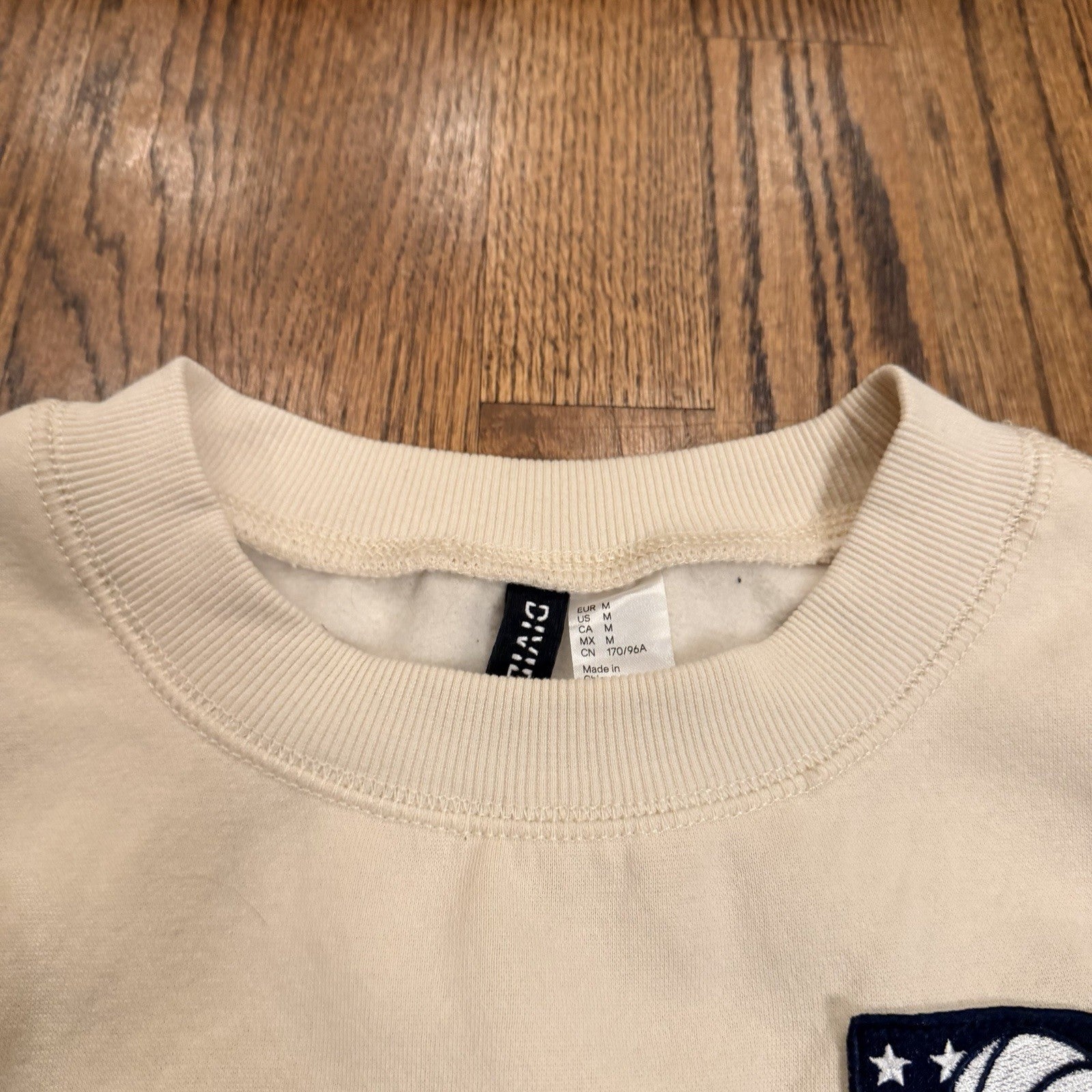 Divided H&M Oversized Printed Sweatshirt Light Beige Size M