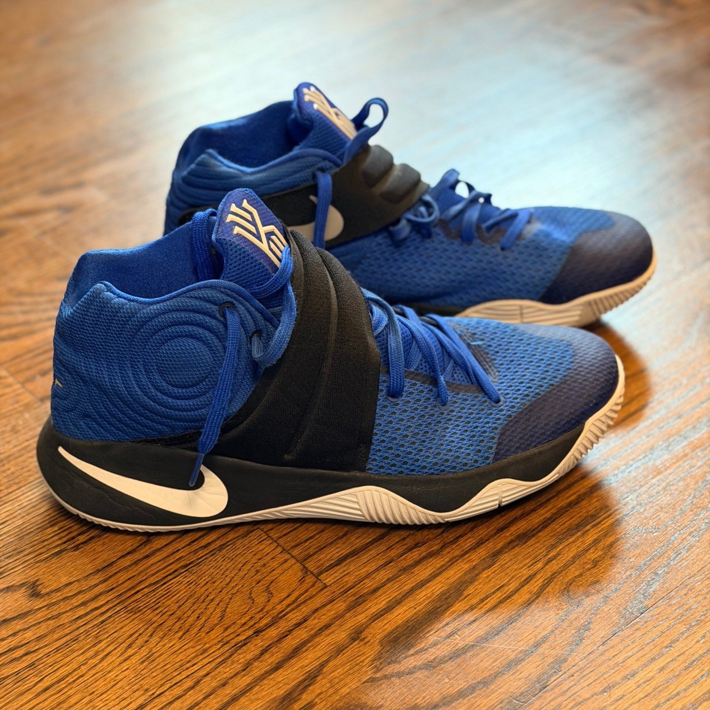 Nike Kyrie 2 Brotherhood Basketball Shoes Hyper Cobalt Blue Black White Mens