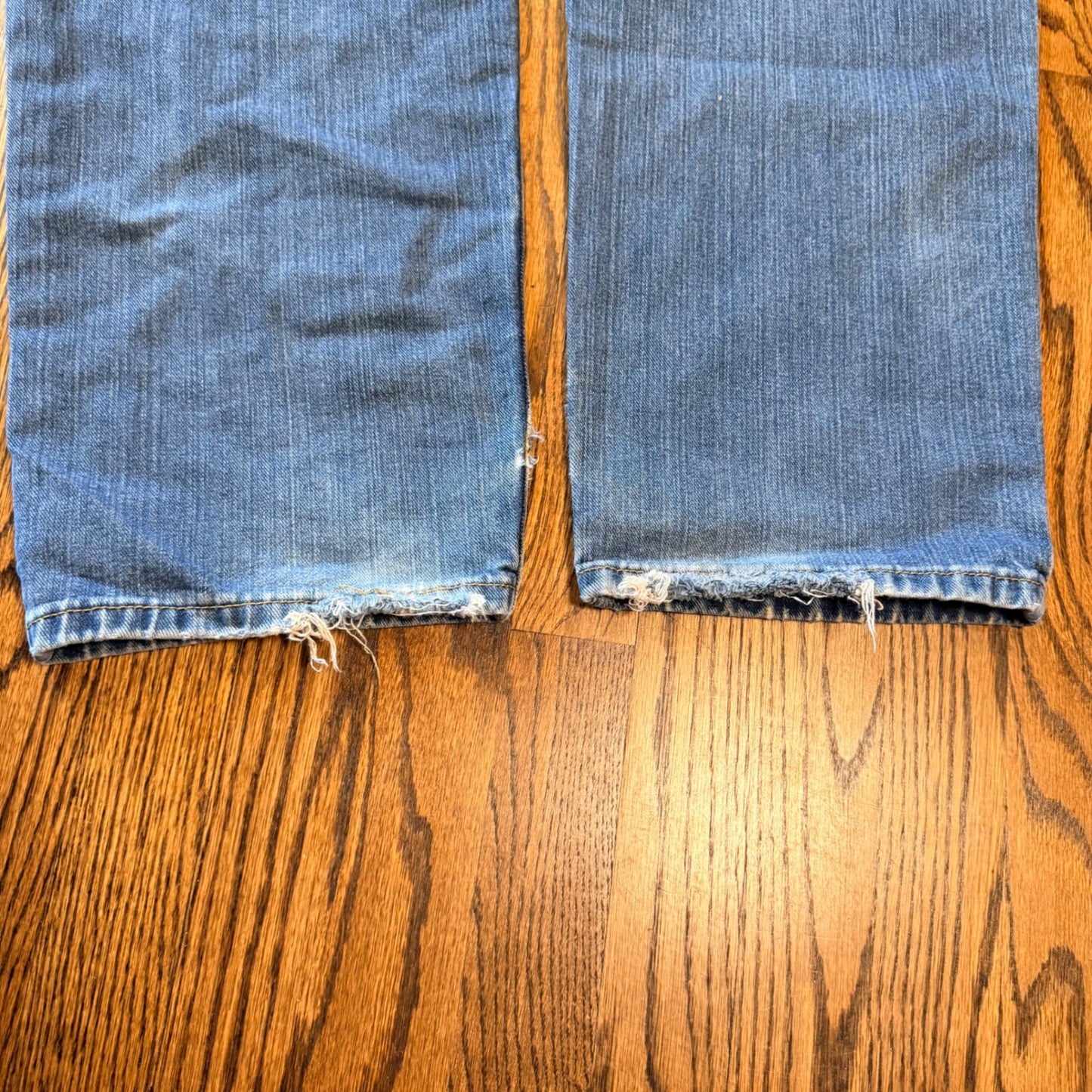 Levi's 550 Relaxed Fit Vintage 2004 Mens Jeans 38x34 Blue Denim Baggy Loose