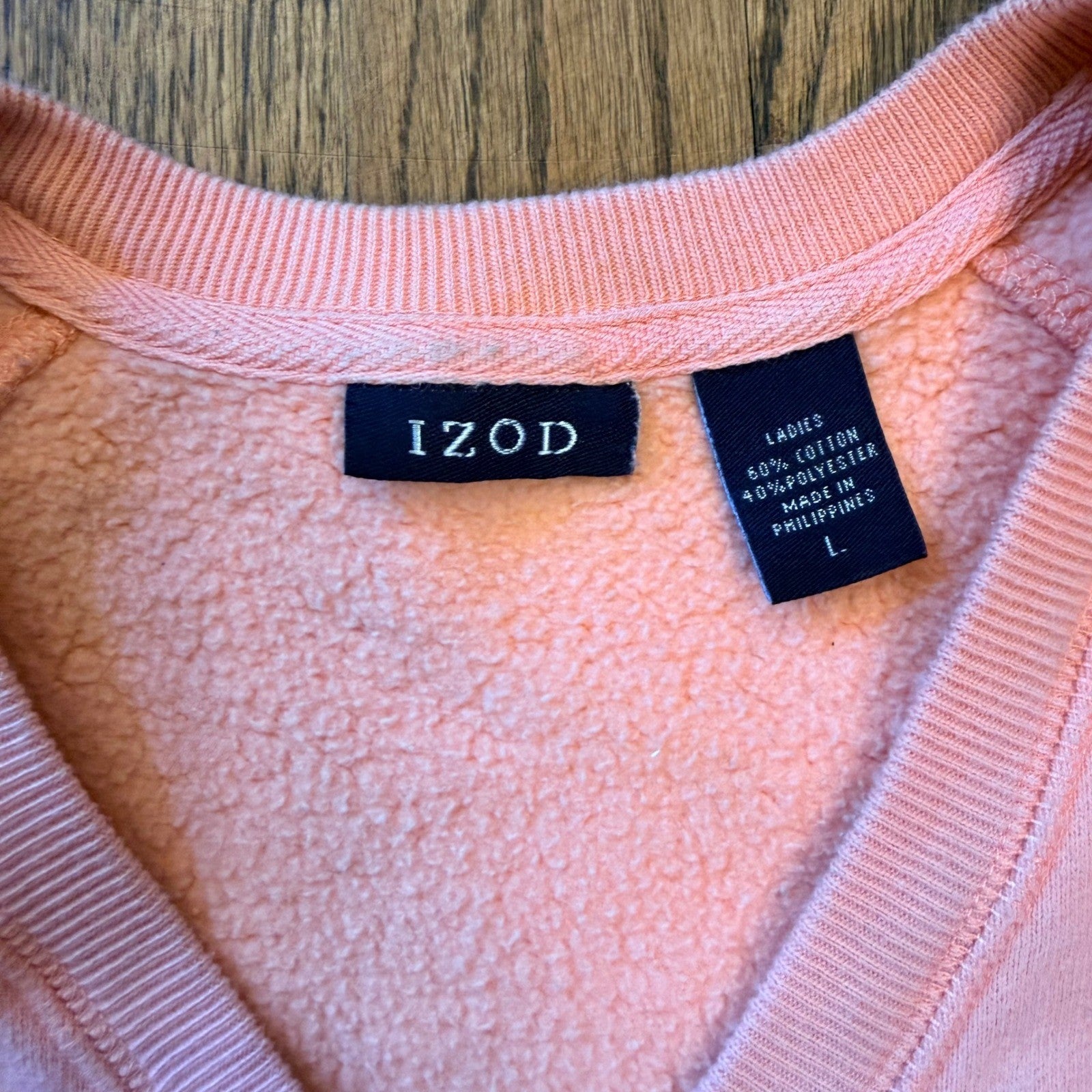 IZOD V-Neck Raglan Sweatshirt Fleece Lined Pullover Large Peach Pink Mid Weight