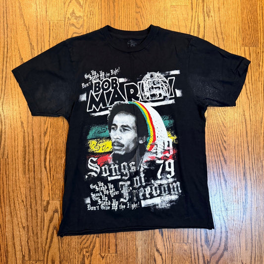 Bob Marley Songs of Freedom Graphic T-Shirt Cropped Medium Black