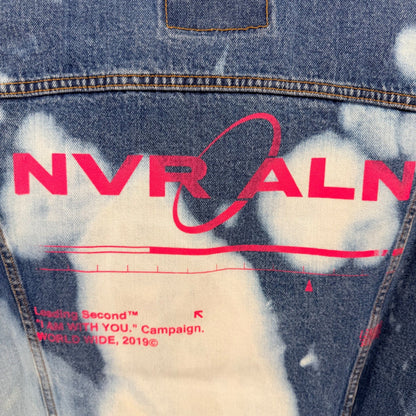 Levis 72334 Trucker Jacket Bleach Wash NVR ALN Graphic Denim XXL Blue Pink 2016