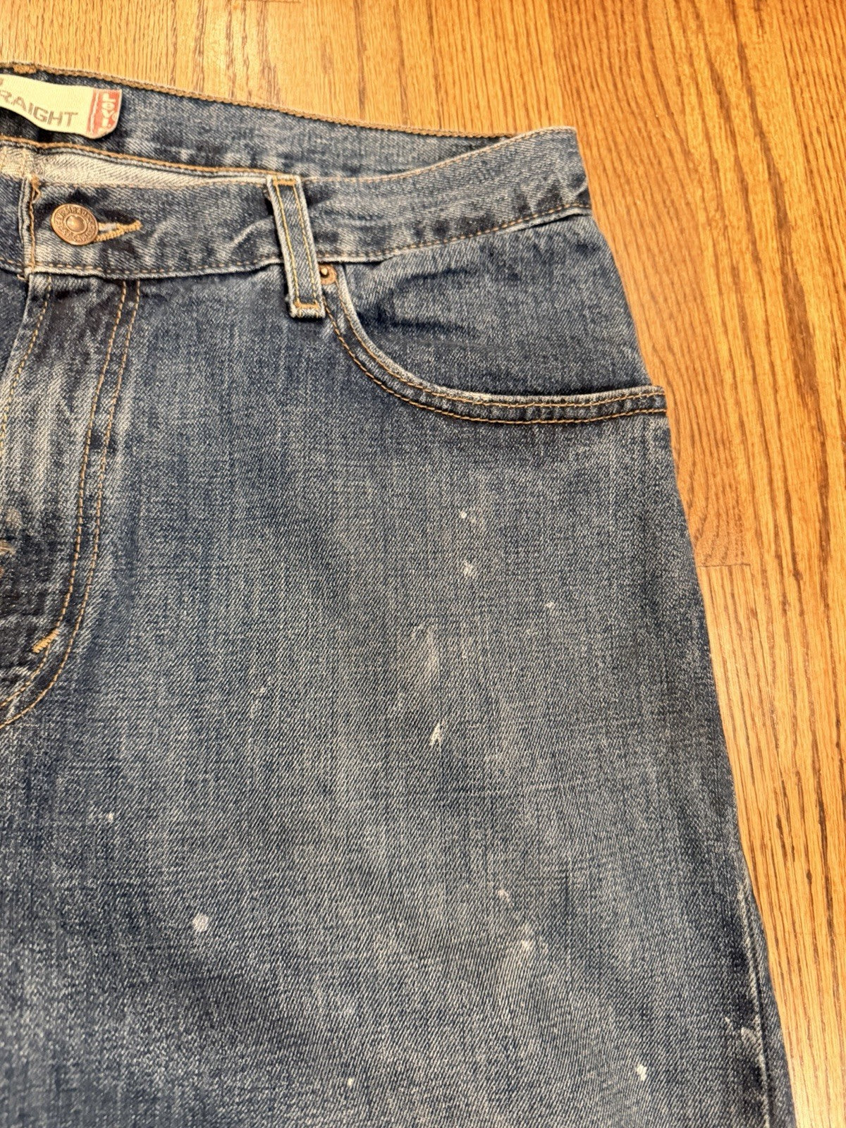 Levi’s 559 Jeans