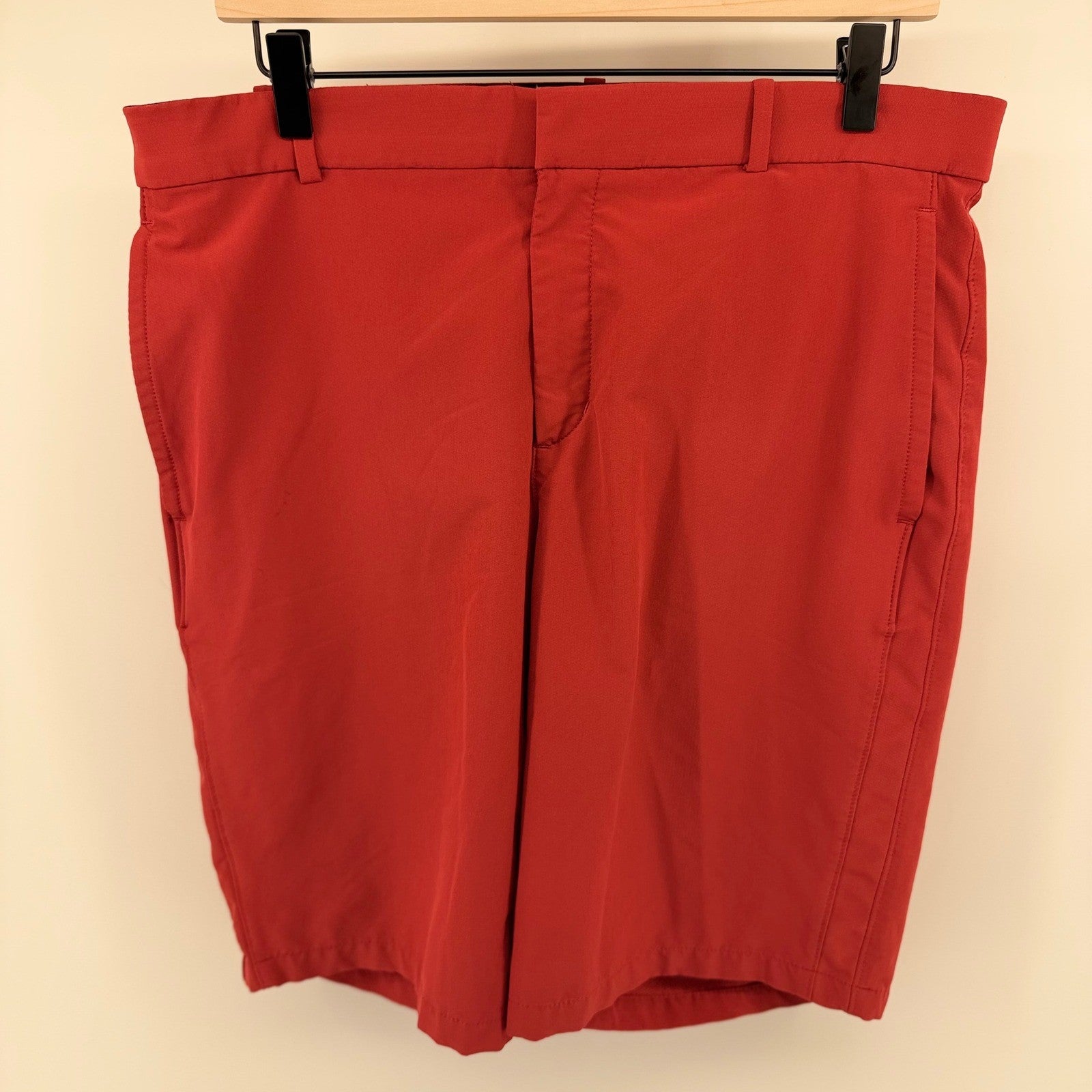 Nike Dri-FIT Hybrid Golf Short Red Performance Standard Fit 34 Preppy AJ5495-609