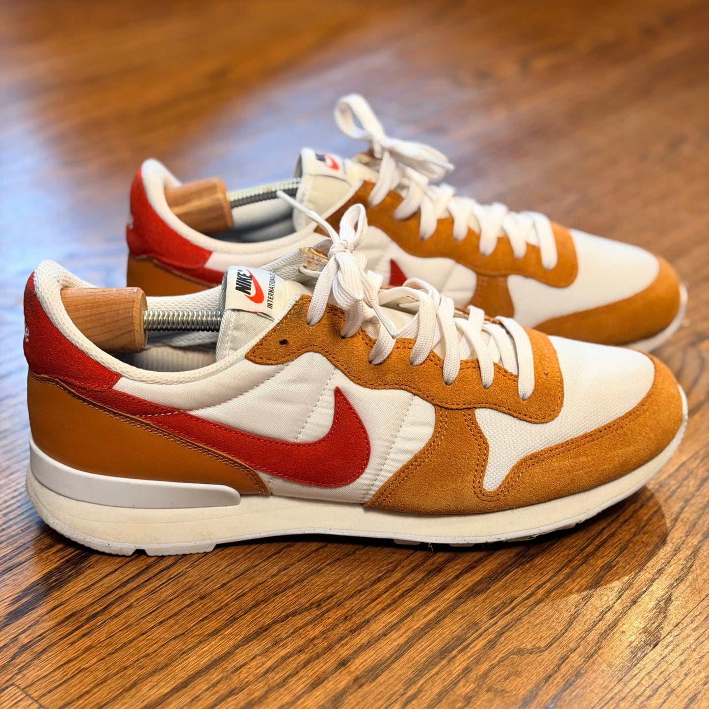 Nike Internationalist Retro Running Shoes Kumquat Orange CW7635-991 Size 11 Mens