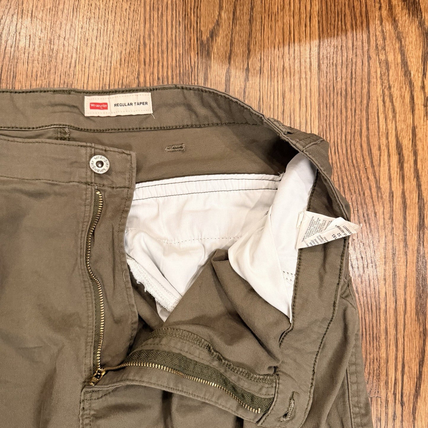 Wrangler Men's Stretch Taper Leg Regular Fit Cargo Pant Green 38x32