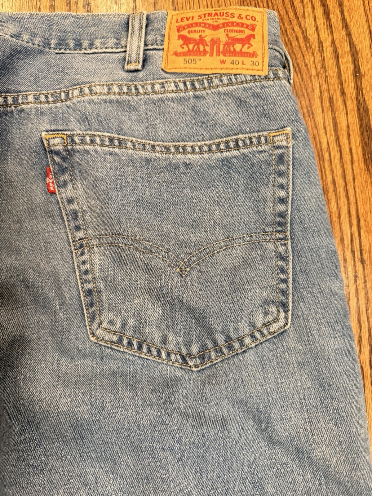 Levis 505 Jeans Mens 40x30 Whiskered Denim Y2K