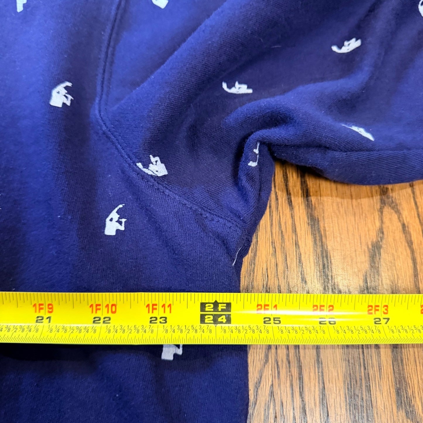 Rocawear Brooklyn's Own All Over Print Sweatshirt Large Navy Blue Crewneck NYC
