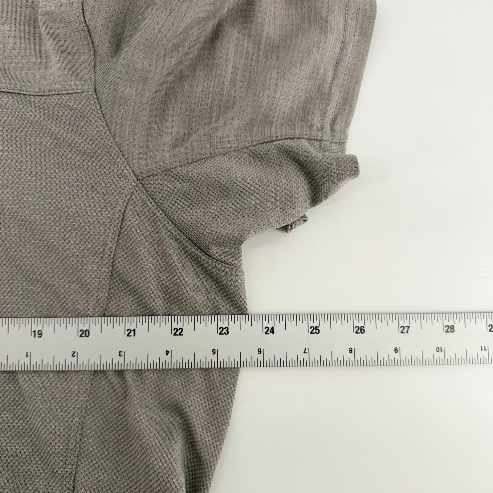 Kuhl Response Polo Shirt Mens XL Gray Short Sleeve Performance Hiking Outdoor