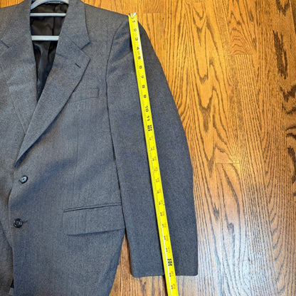 Burberrys Vintage Herringbone Wool Blazer Sport Coat Gray Mens L Preppy