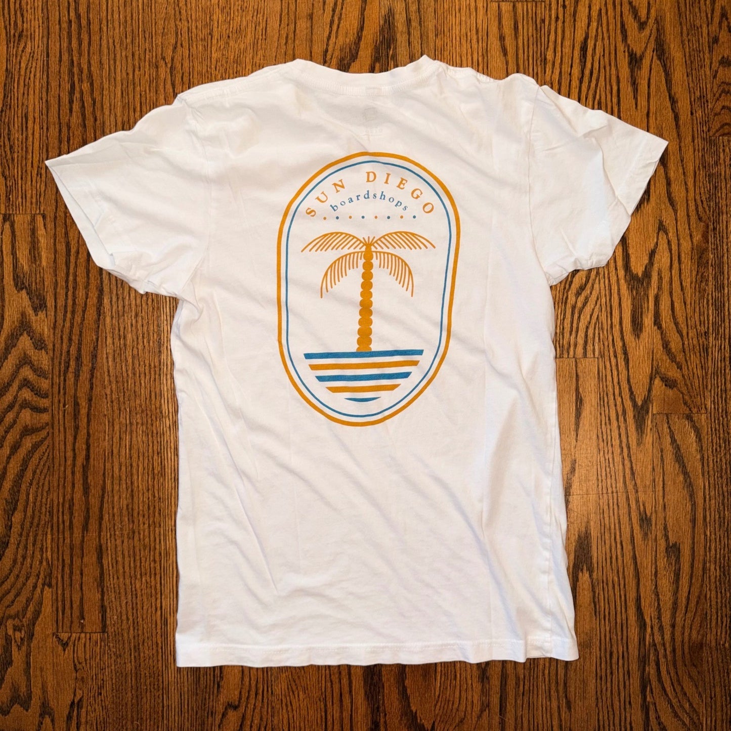 Sun Diego Boardshops Palm Tree Graphic T-Shirt Small White Beach Summer Surf