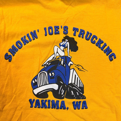 Vintage Smokin Joes Trucking Yakima WA Pocket T-Shirt XL Yellow Sleeve Graphic