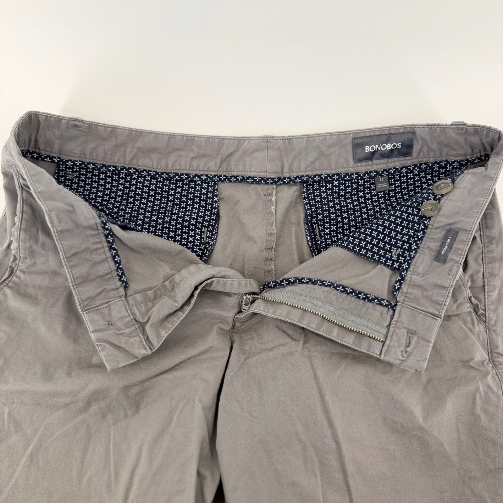 Bonobos Washed Chino Shorts 9 Inch Inseam Casual Preppy Cotton 33 Grey
