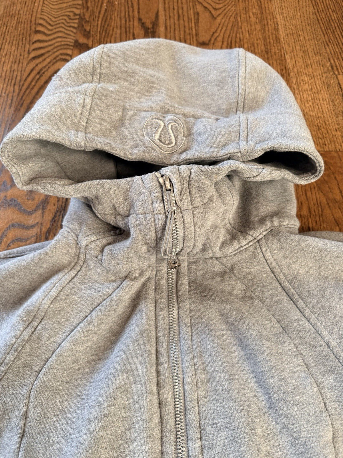 Lululemon Gray Full Zip Hoodie Women’s Size 6 Athletic Jacket