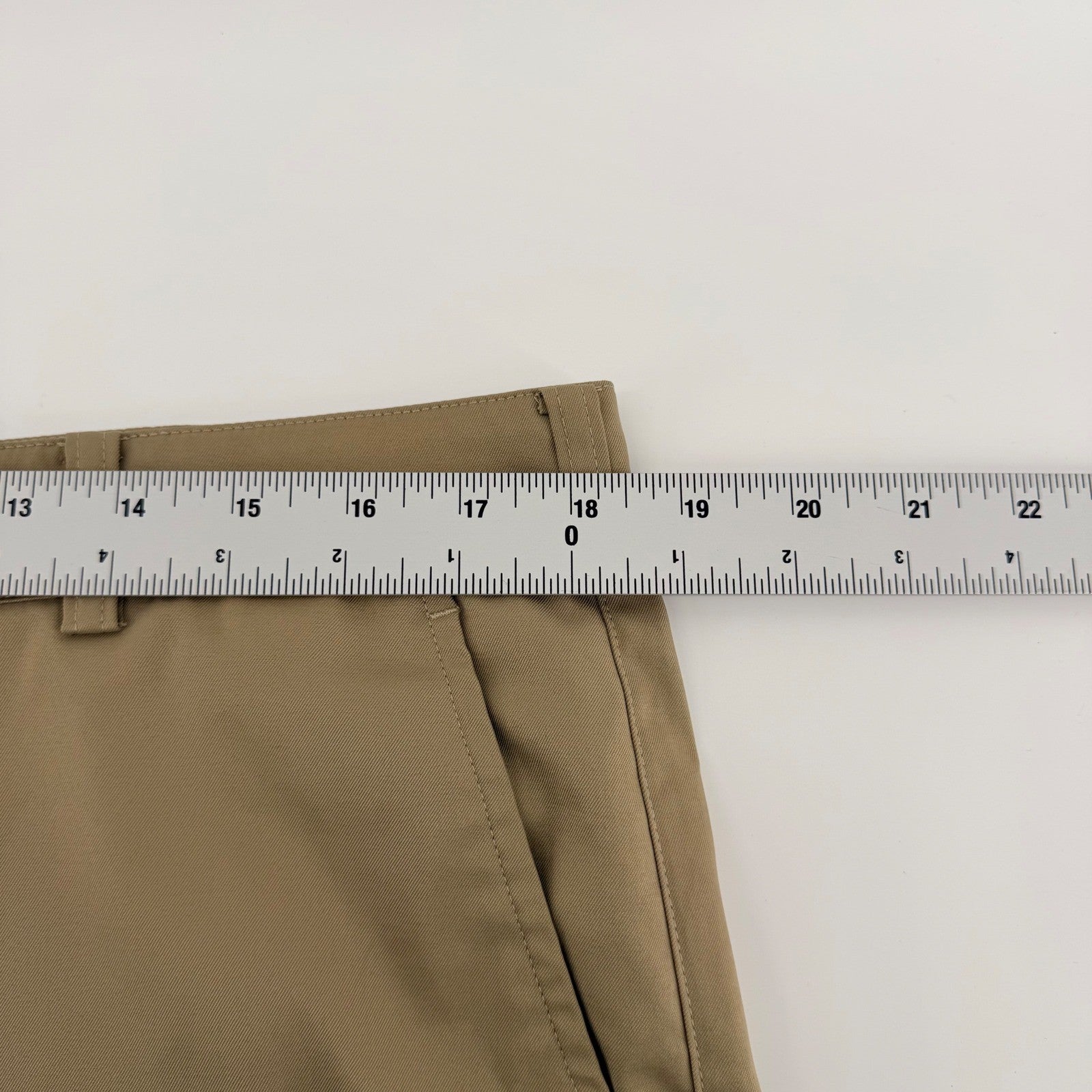 Nike Golf Tour Performance Dri-FIT Shorts Khaki Tan 509179-235 Size 36
