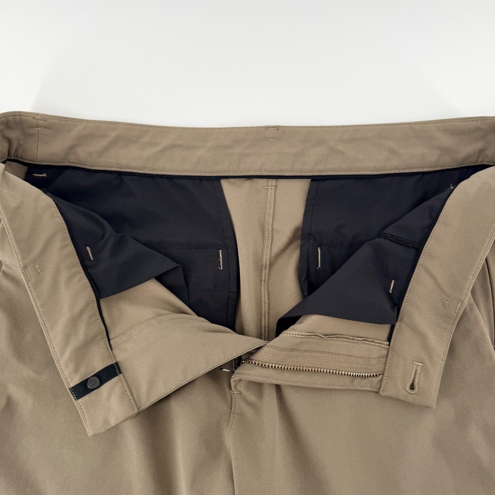 Lululemon Commission Slim Fit Pant Warpstreme Chino Golf 33x30 Artifact Khaki