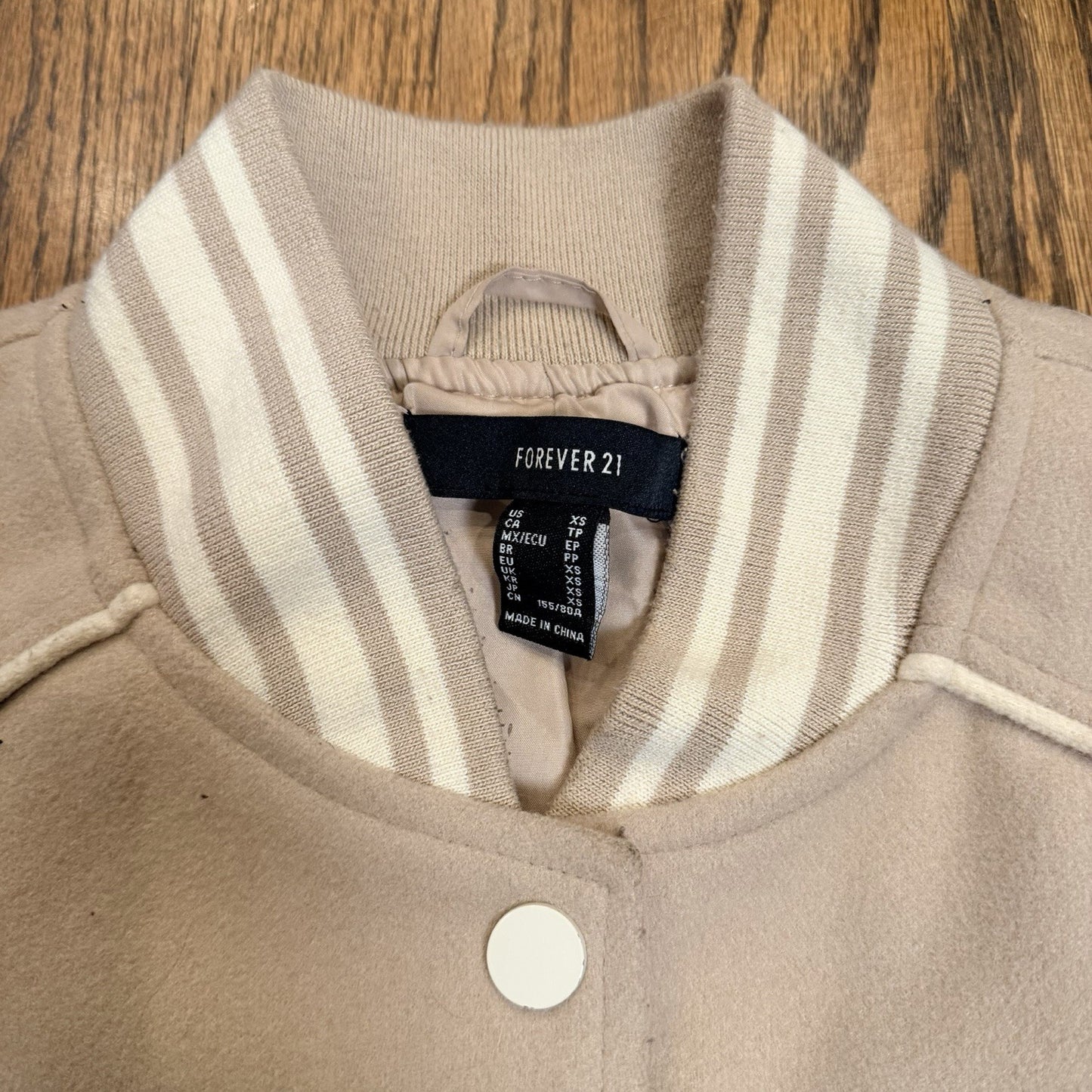 New York 1982 Empire State Varsity Bomber Jacket - Forever 21 - Tan - Size XS