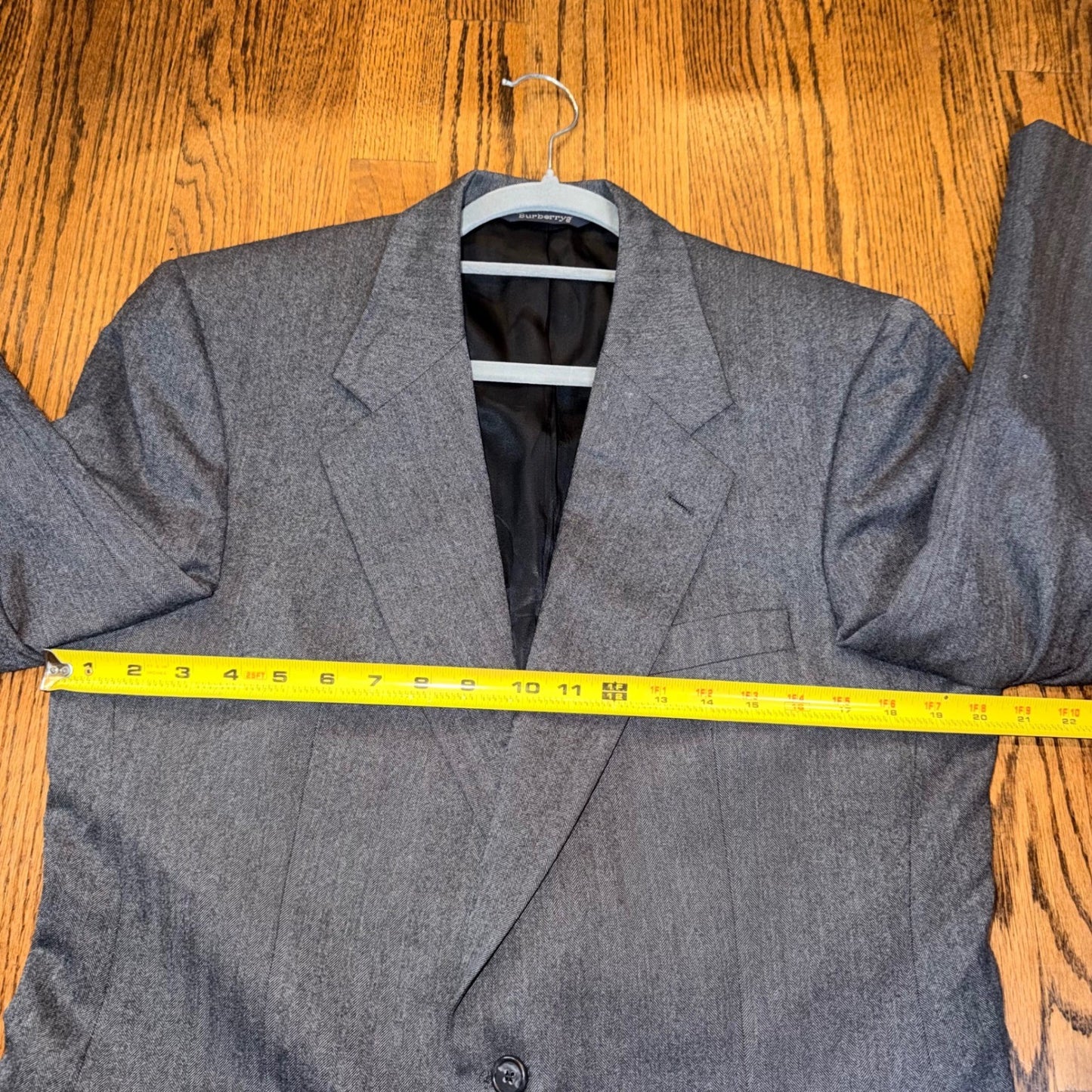 Burberrys Vintage Herringbone Wool Blazer Sport Coat Gray Mens L Preppy