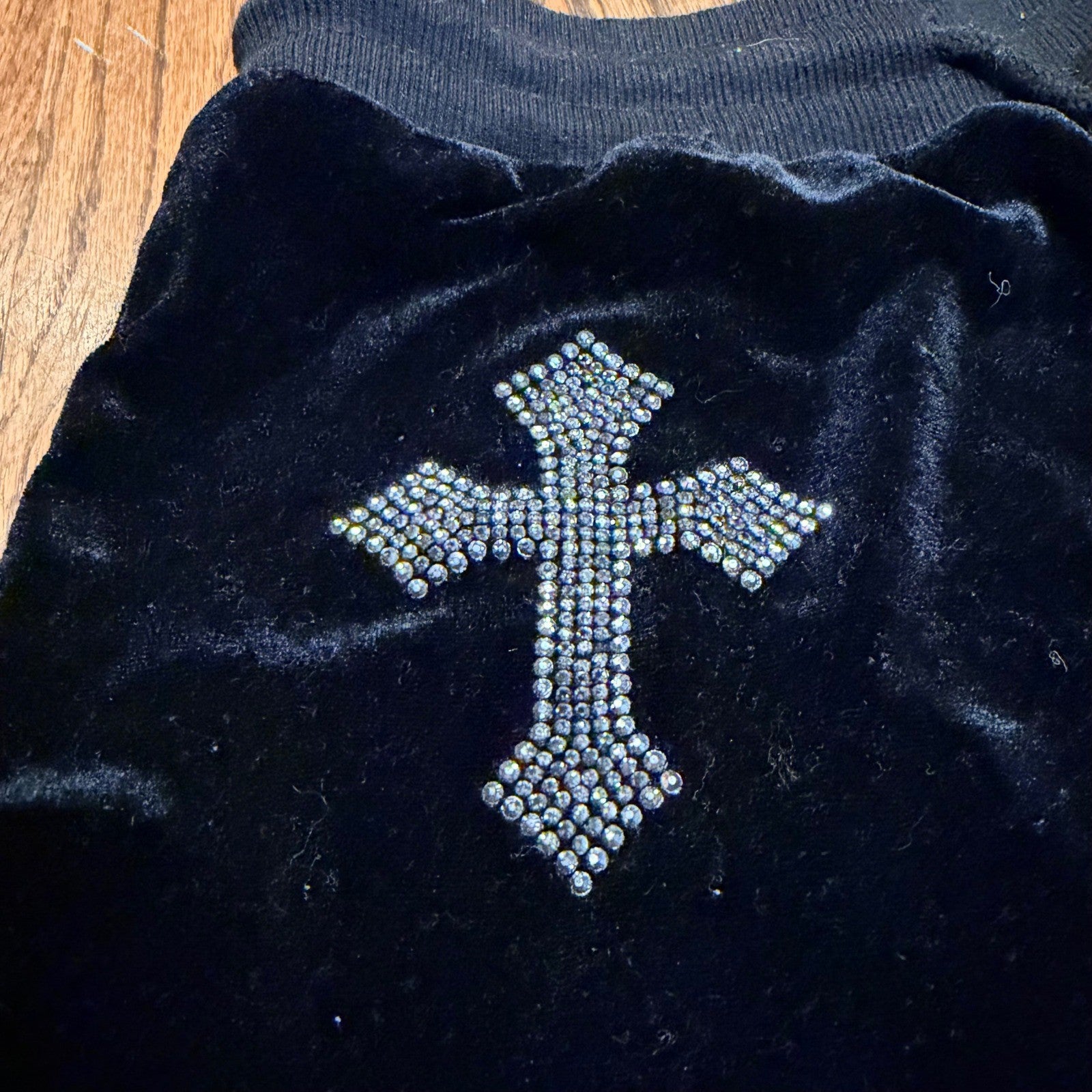 Romwe Velvet Rhinestone Cross Lounge Shorts Black Size S Small Y2K Goth Velore