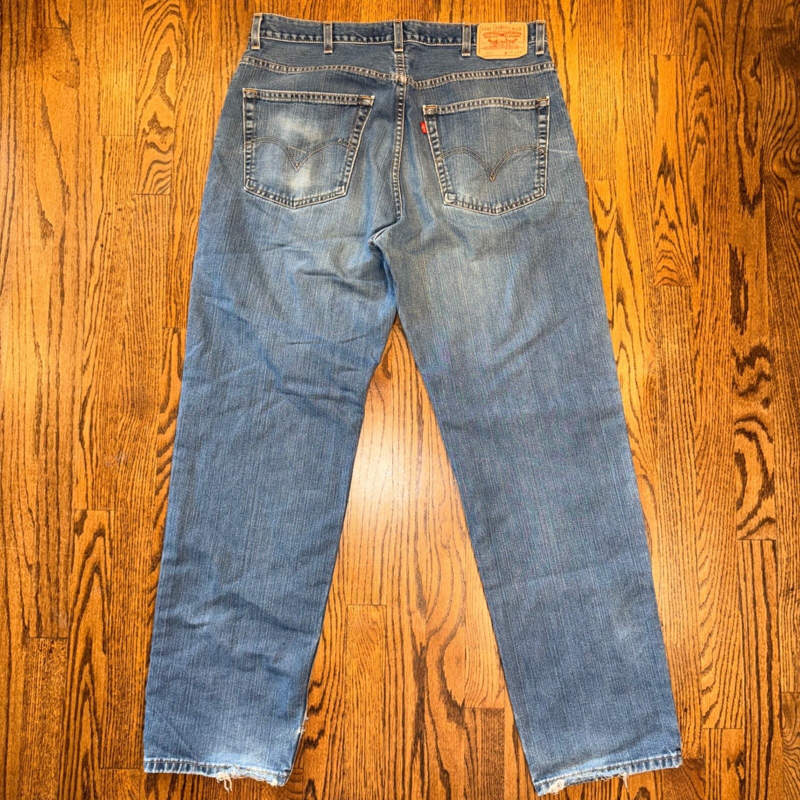 Levi's 550 Relaxed Fit Vintage 2004 Mens Jeans 38x34 Blue Denim Baggy Loose