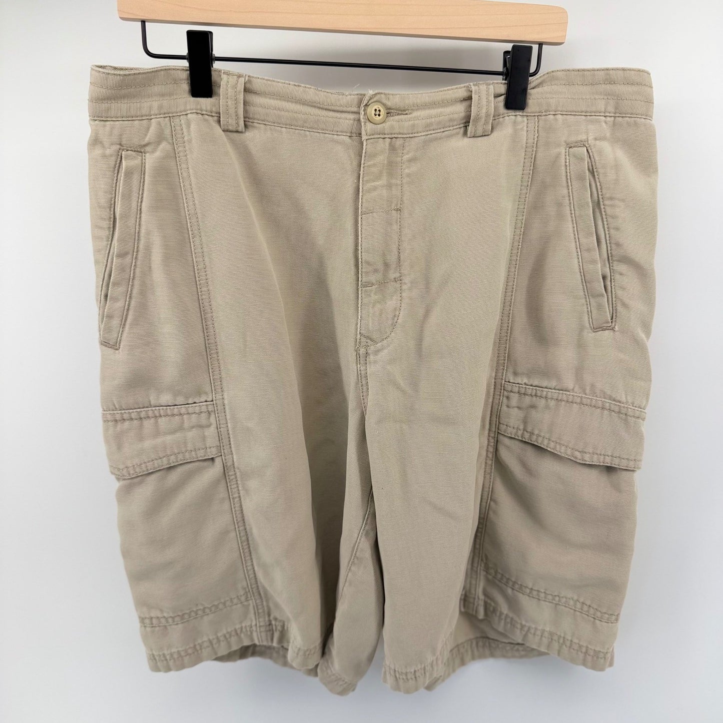 Tommy Bahama Relax Cargo Shorts Tencel Cotton Utility Khaki Tan 35 Mens