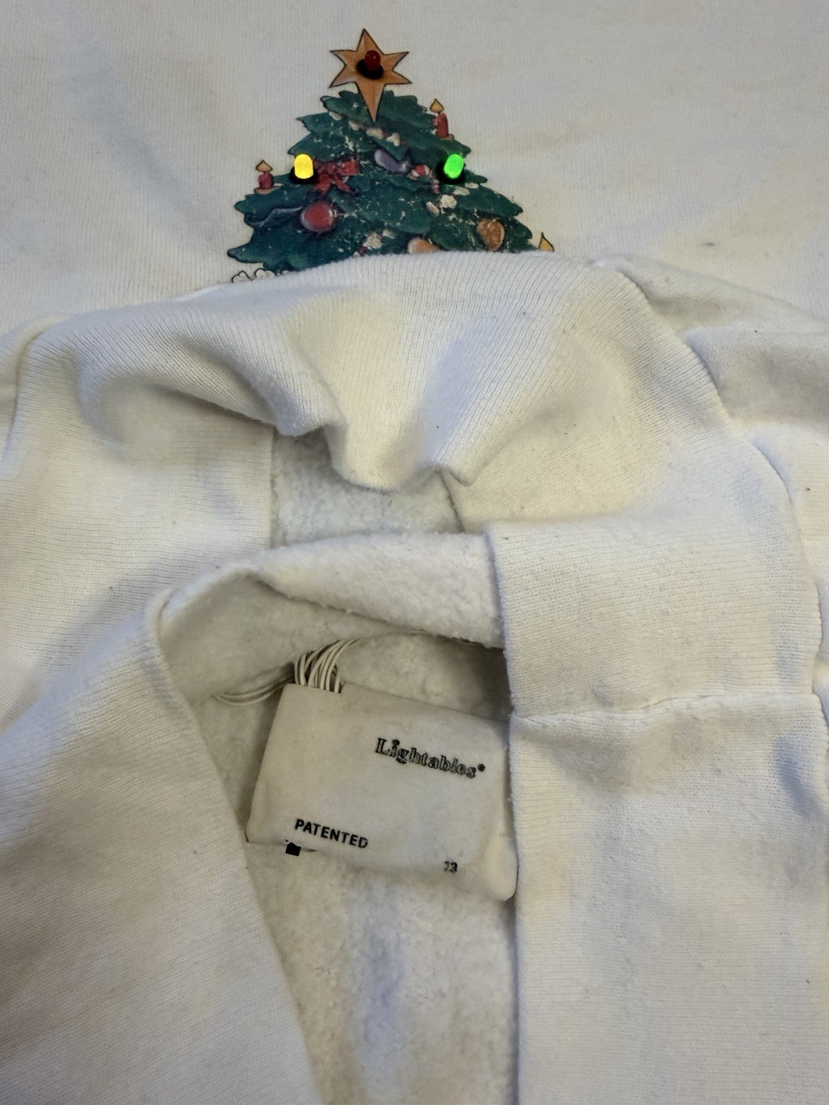 Vintage Oneita Light-Up Christmas Tree Sweatshirt M – 80s/90s Holiday Crewneck