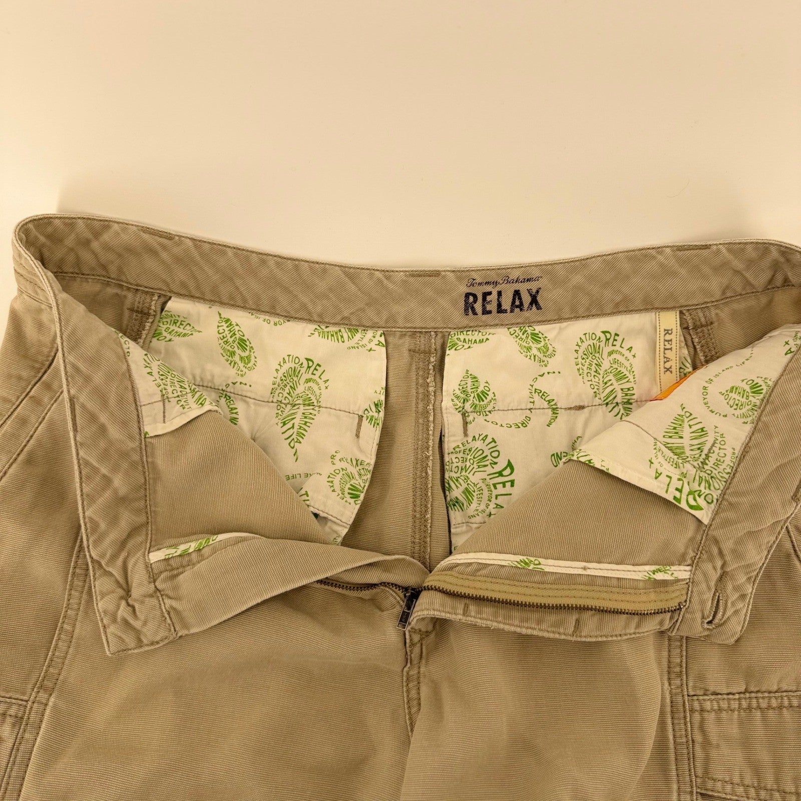 Tommy Bahama Relax Cargo Shorts Khaki Tan Tencel Cotton Utility 36 Mens