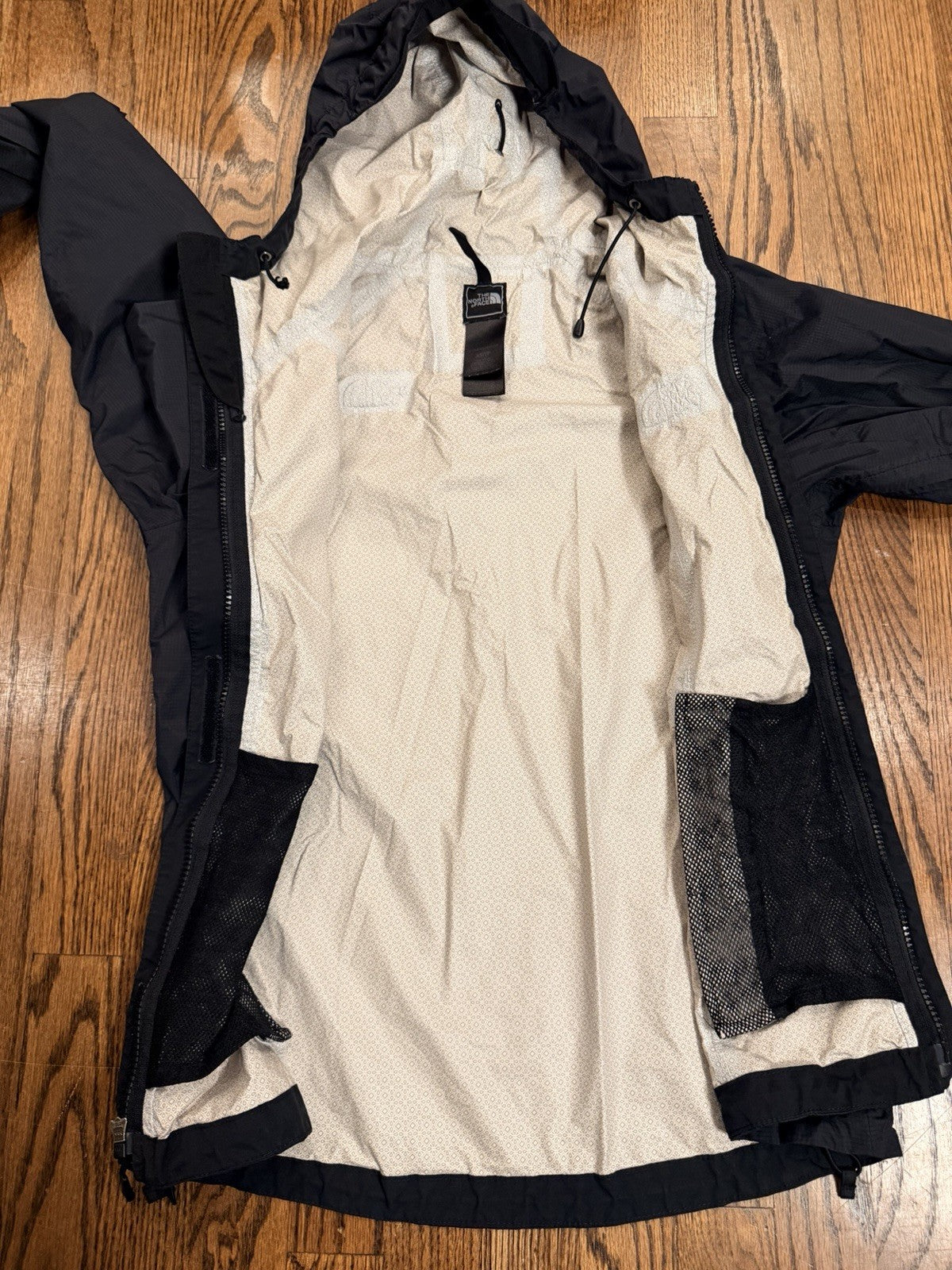 The North Face Womens Hyvent 2.5L Windbreaker Black Size XS