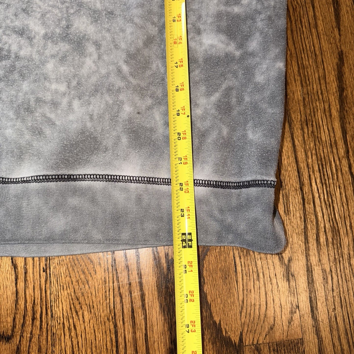 American Eagle Super Soft Jegging Fit Sweatshirt Gray Acid Washed Size M Boxy