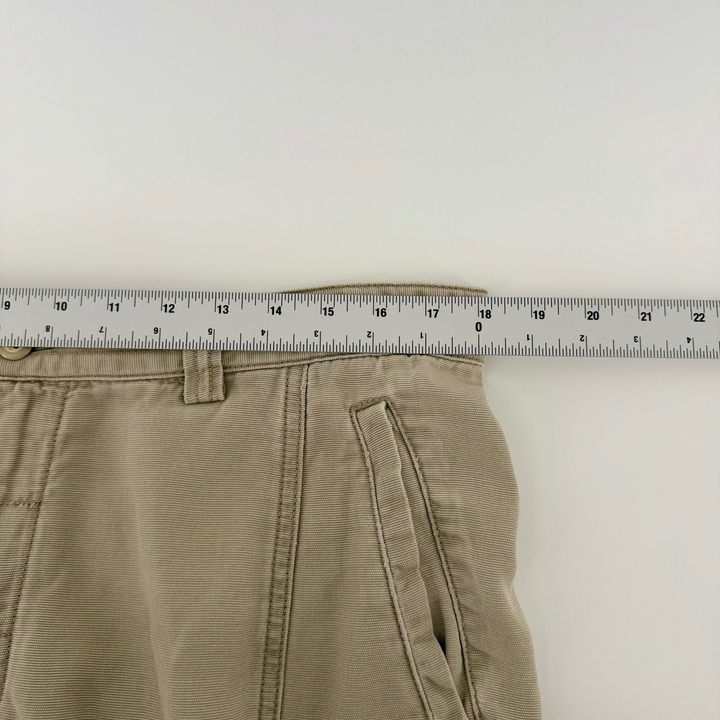 Tommy Bahama Relax Cargo Shorts Khaki Tan Tencel Cotton Utility 36 Mens